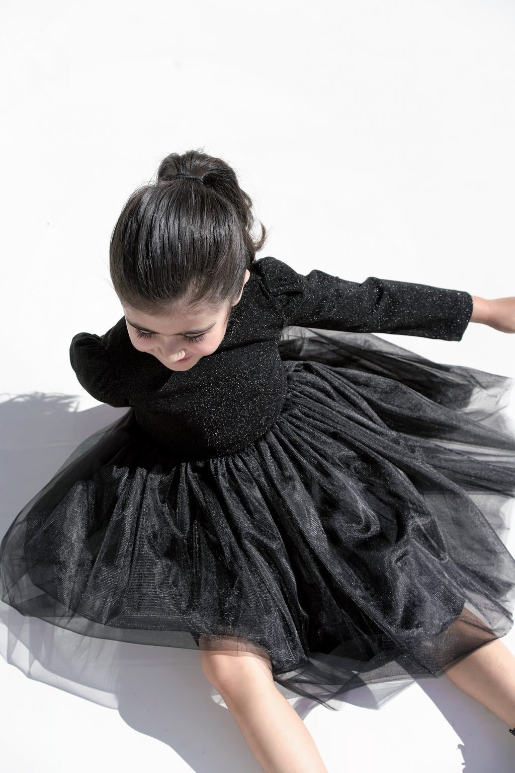 Svart klänning med tyll för barn - Speciella tillfällen